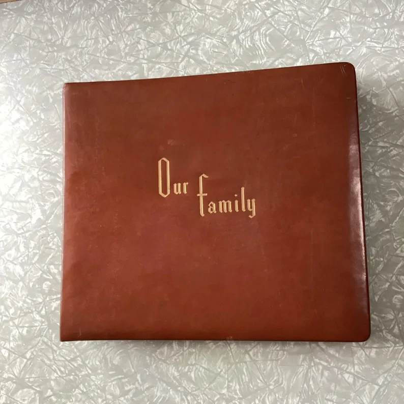 vintagefamilyphooalbu_20250529-145645_1